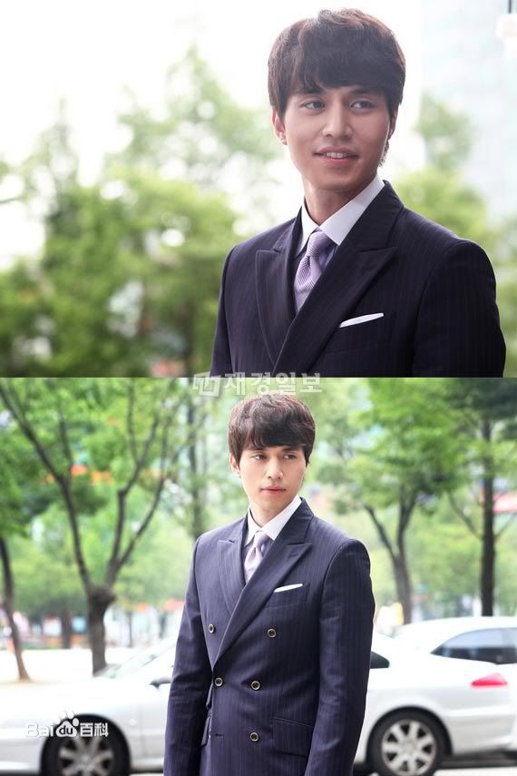 李栋旭( /Lee Dong Wook/ イ ドンウク)2011 女人的香气素颜照相册