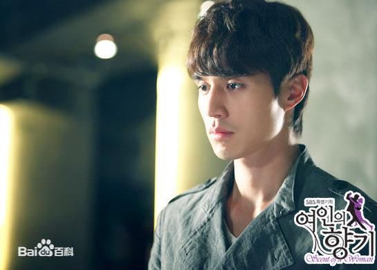 李栋旭( /Lee Dong Wook/ イ ドンウク)2011 女人的香气素颜照相册