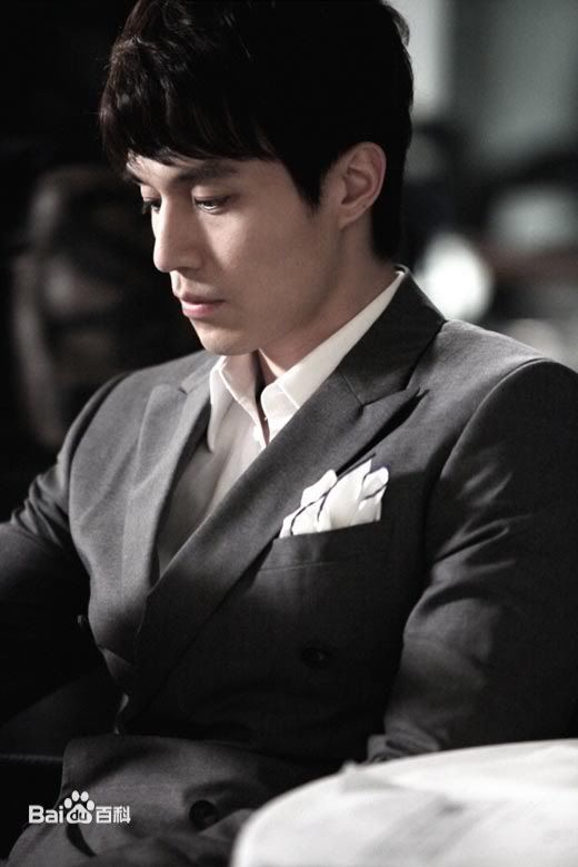 李栋旭( /Lee Dong Wook/ イ ドンウク)2011 女人的香气素颜照相册