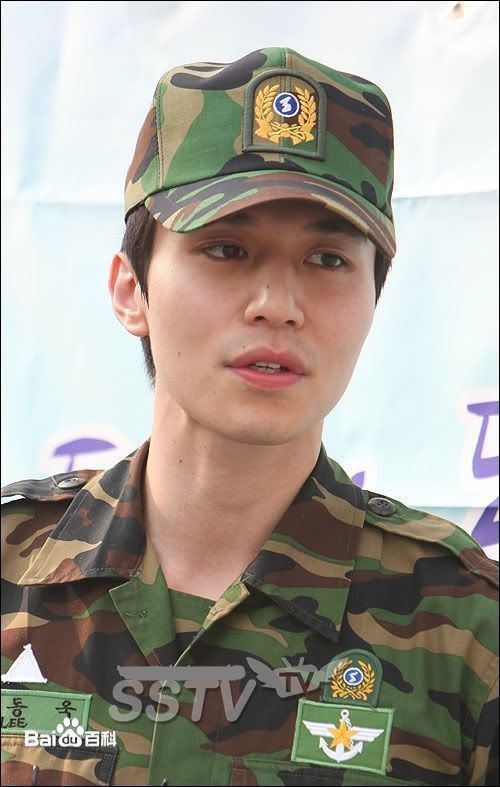 李栋旭( /Lee Dong Wook/ イ ドンウク)服役图册壁纸壁纸