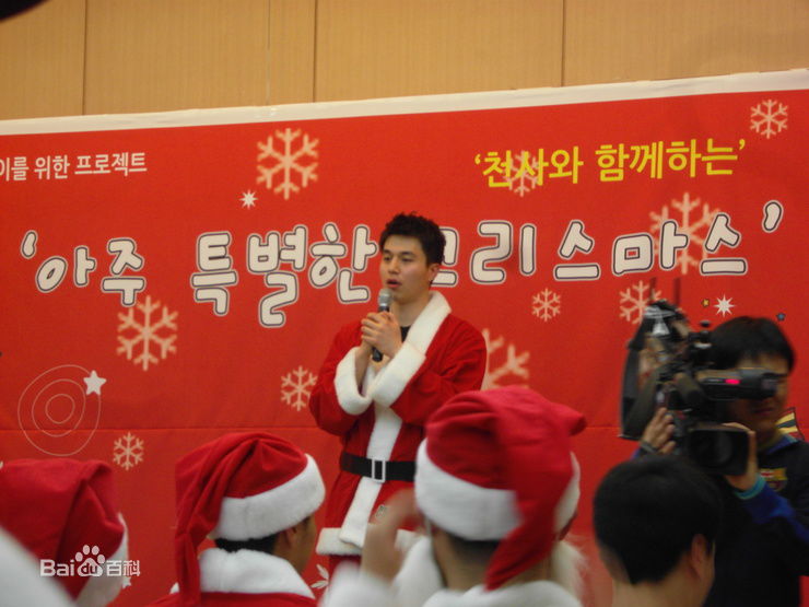 李栋旭( /Lee Dong Wook/ イ ドンウク)服役图册壁纸壁纸