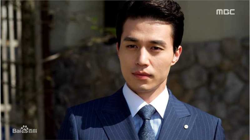 李栋旭( /Lee Dong Wook/ イ ドンウク)2014 HOTEL KING壁纸壁纸