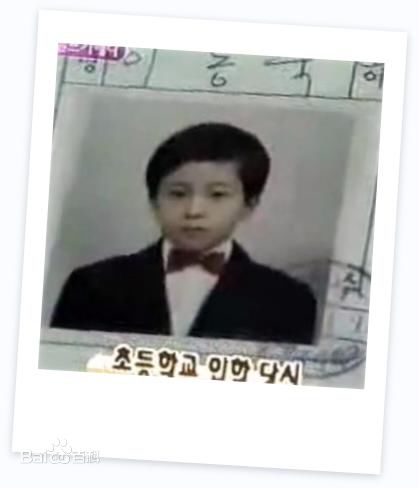 李栋旭( /Lee Dong Wook/ イ ドンウク)童年图册