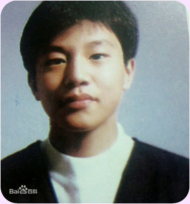 李栋旭( /Lee Dong Wook/ イ ドンウク)童年图册