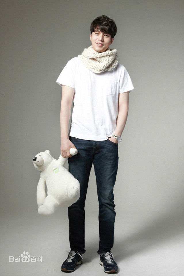 李栋旭( /Lee Dong Wook/ イ ドンウク)公益图册生活照