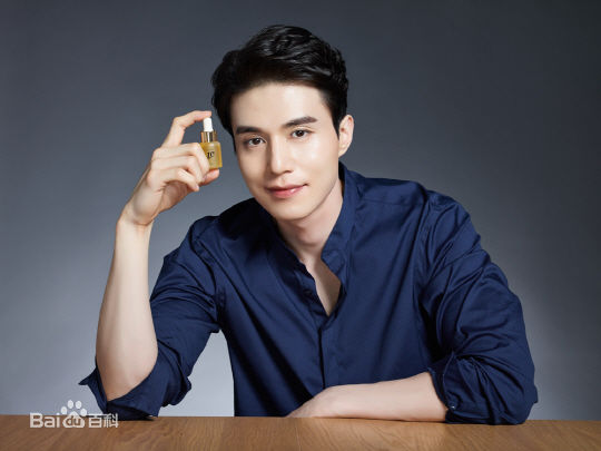 李栋旭( /Lee Dong Wook/ イ ドンウク)CF图册生活照