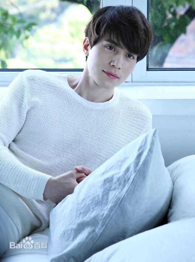 李栋旭( /Lee Dong Wook/ イ ドンウク)CF图册生活照