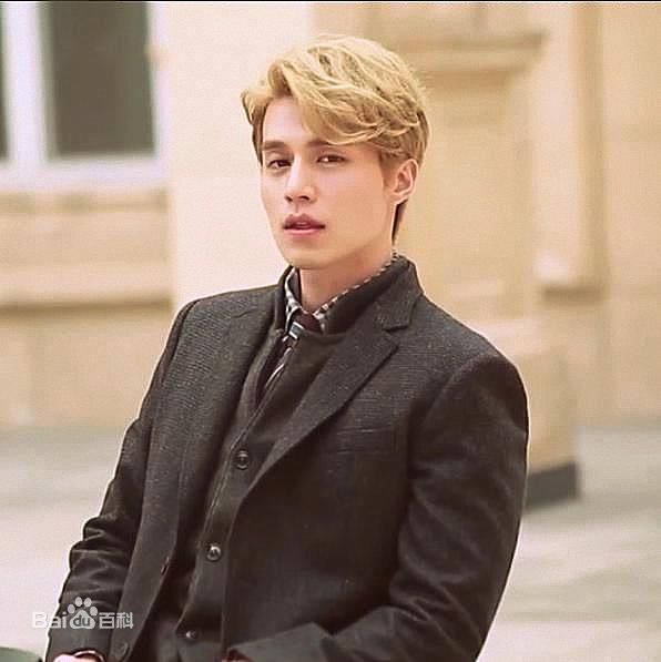 李栋旭( /Lee Dong Wook/ イ ドンウク)CF图册生活照