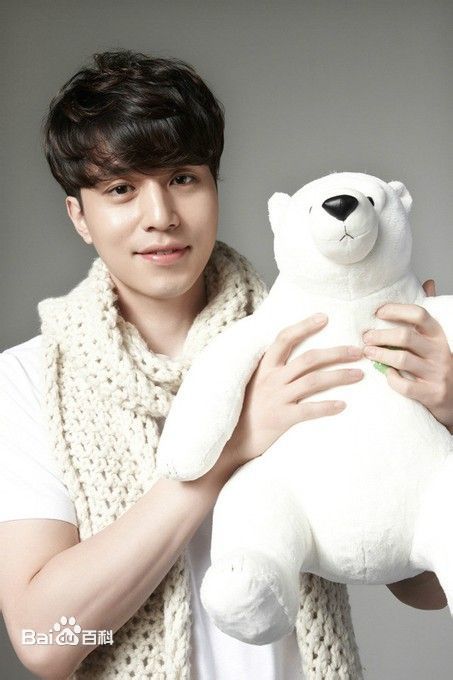 李栋旭( /Lee Dong Wook/ イ ドンウク)最新杂志壁纸