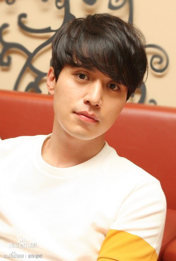 李栋旭( /Lee Dong Wook/ イ ドンウク)最新杂志壁纸