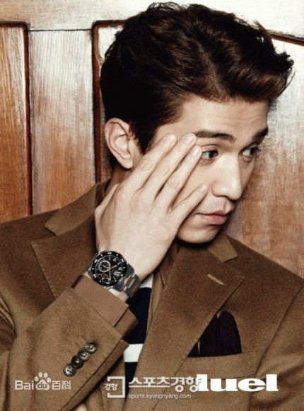 李栋旭( /Lee Dong Wook/ イ ドンウク)最新杂志壁纸