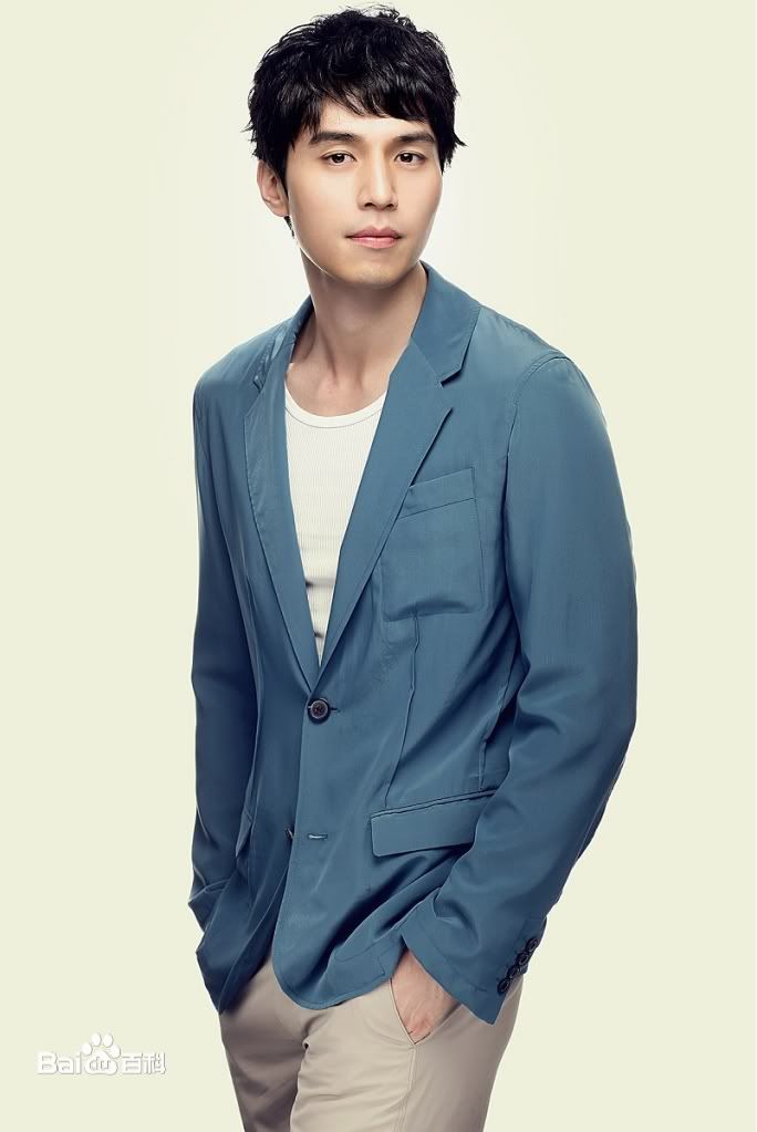 李栋旭( /Lee Dong Wook/ イ ドンウク)最新杂志壁纸