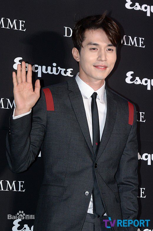 李栋旭( /Lee Dong Wook/ イ ドンウク)最新杂志壁纸