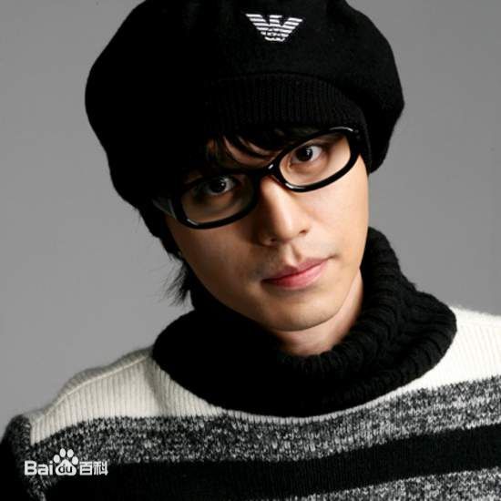 李栋旭( /Lee Dong Wook/ イ ドンウク)最新杂志壁纸