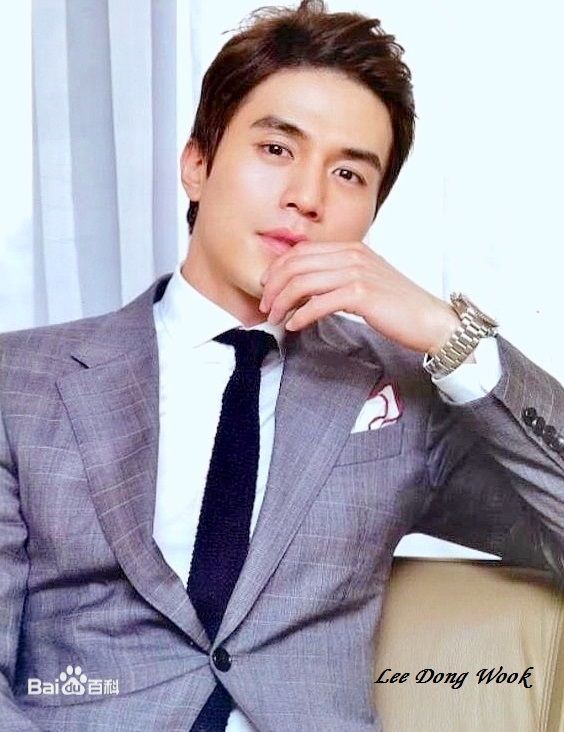 李栋旭( /Lee Dong Wook/ イ ドンウク)最新杂志壁纸