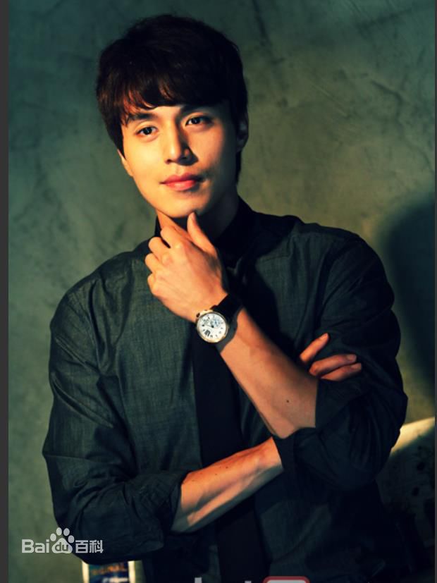 李栋旭( /Lee Dong Wook/ イ ドンウク)最新杂志壁纸