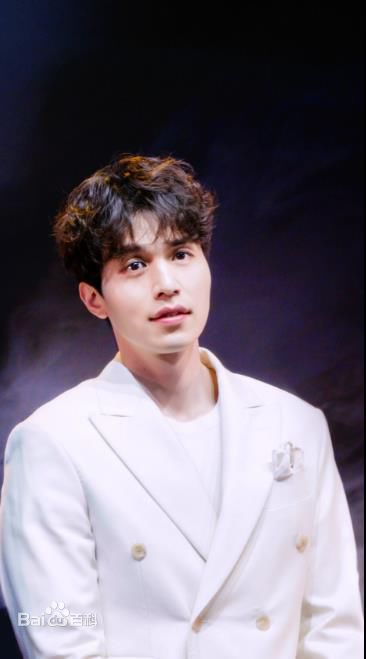 李栋旭( /Lee Dong Wook/ イ ドンウク)粉丝见面会素颜照壁纸