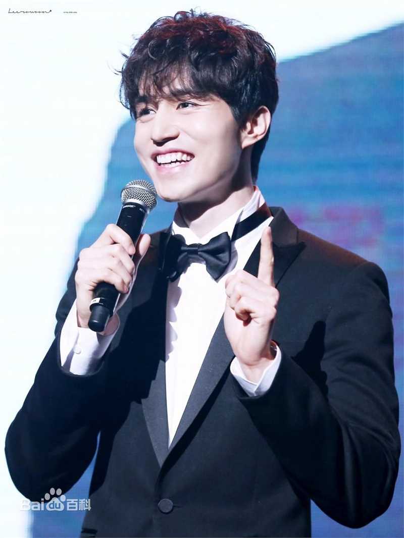 李栋旭( /Lee Dong Wook/ イ ドンウク)粉丝见面会素颜照壁纸