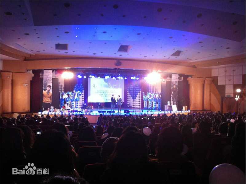 李栋旭( /Lee Dong Wook/ イ ドンウク)粉丝见面会素颜照壁纸