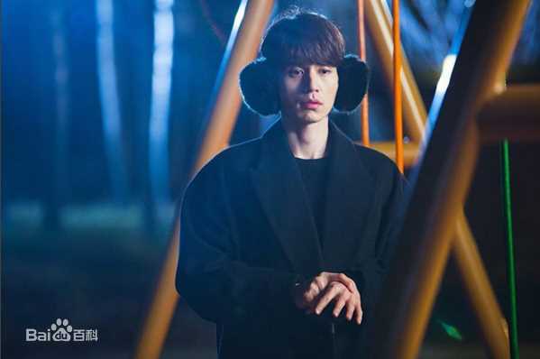 李栋旭( /Lee Dong Wook/ イ ドンウク)泡泡糖性感图片图集