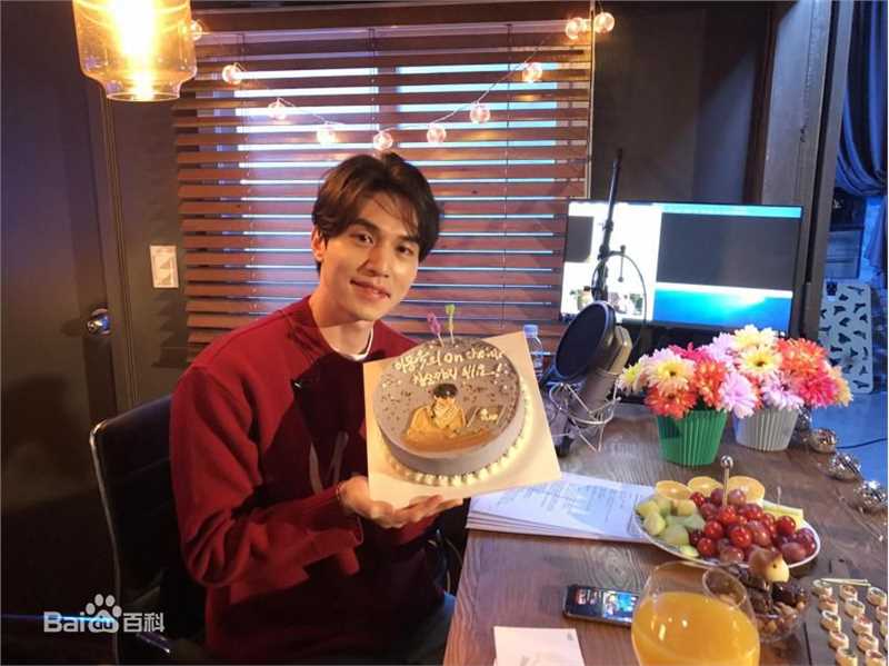 李栋旭( /Lee Dong Wook/ イ ドンウク)的On the Air性感图片图集