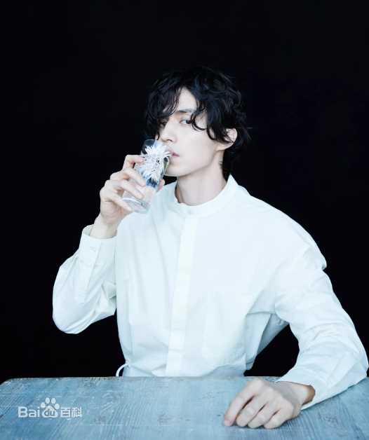 李栋旭( /Lee Dong Wook/ イ ドンウク)精选杂志图册