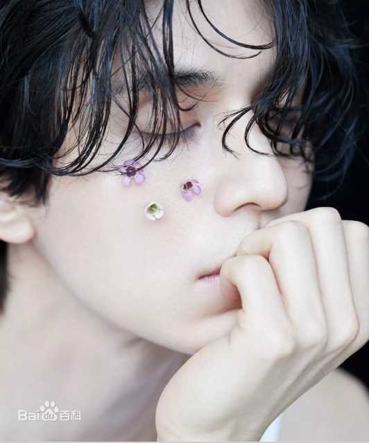 李栋旭( /Lee Dong Wook/ イ ドンウク)精选杂志图册