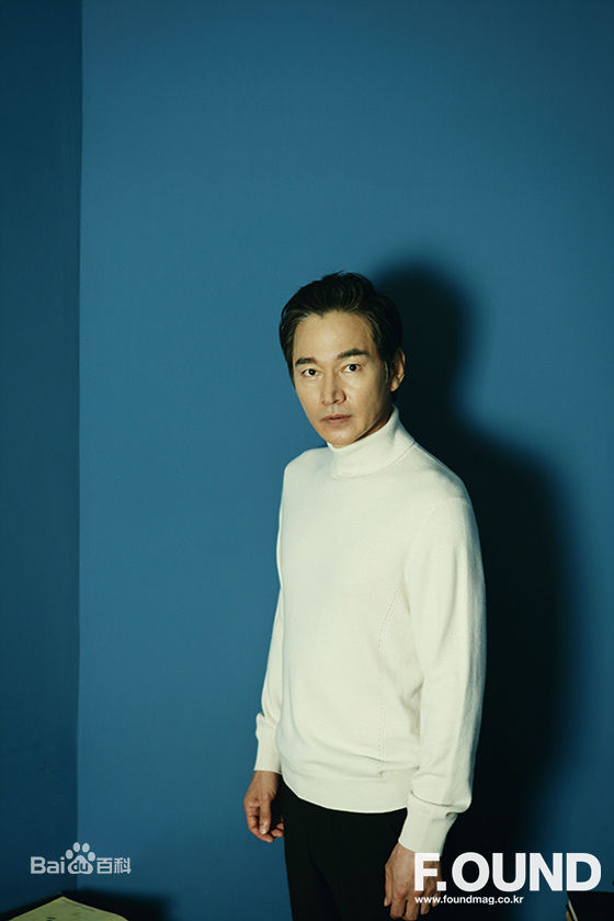 郑普硕( / Jung Bosuck)郑宝石图片图册