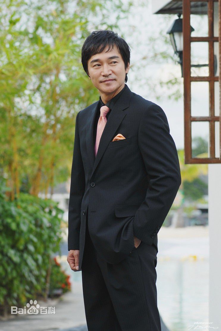 郑普硕( / Jung Bosuck)郑宝石图片图册