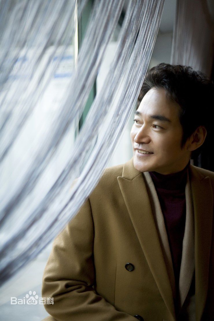 郑普硕( / Jung Bosuck)郑宝石图片图册