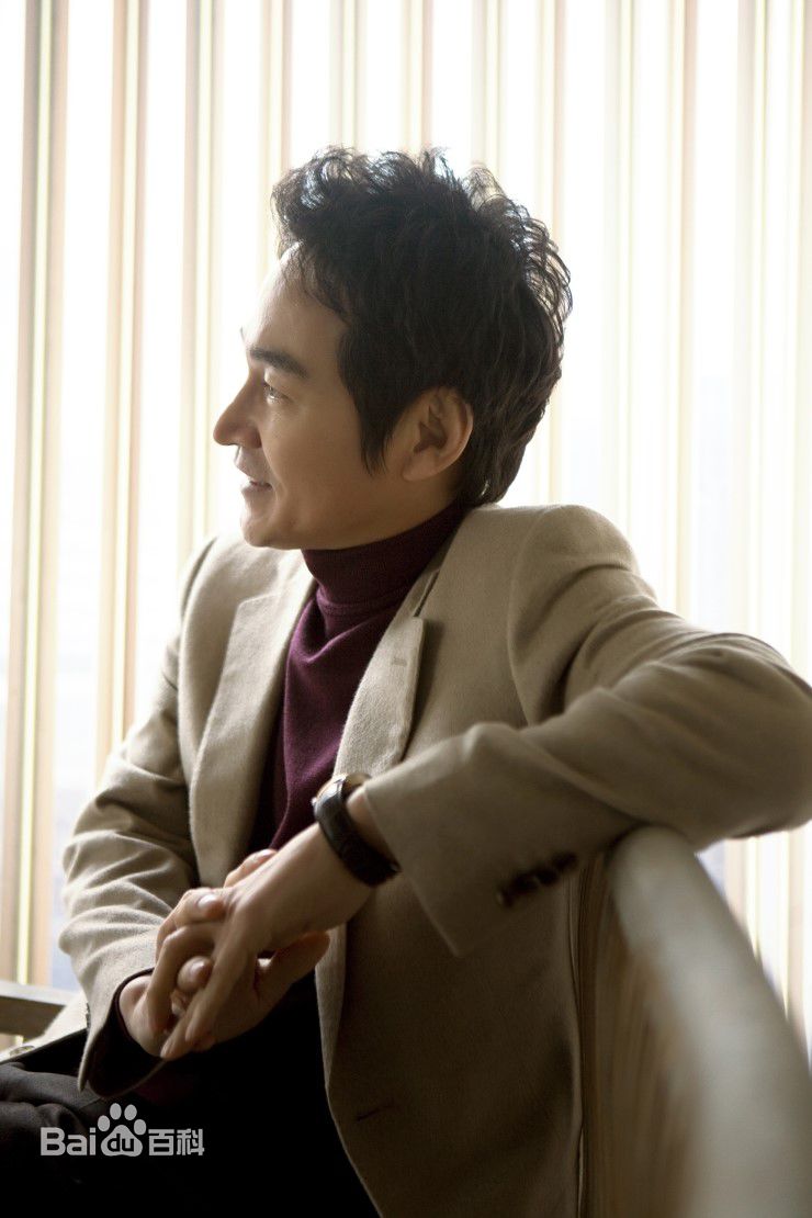 郑普硕( / Jung Bosuck)郑宝石图片图册