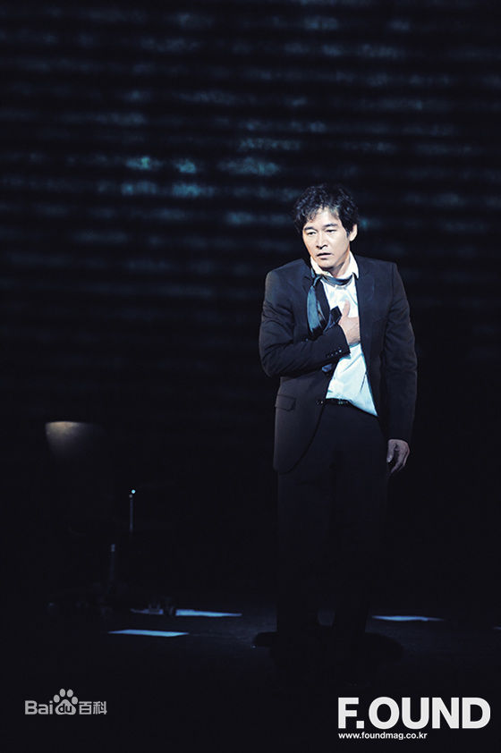 郑普硕( / Jung Bosuck)郑宝石图片图册