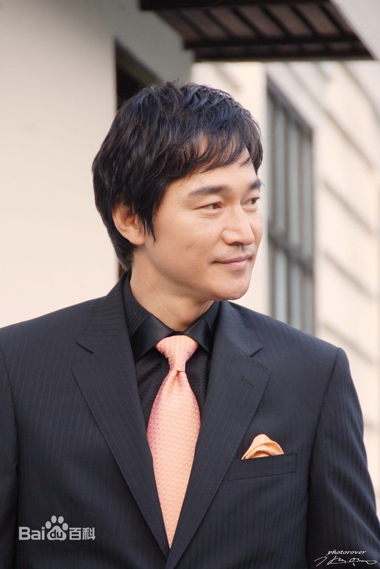 郑普硕( / Jung Bosuck)郑宝石图片图册