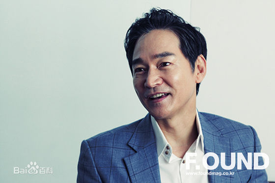 郑普硕( / Jung Bosuck)郑宝石图片图册