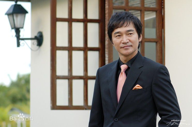 郑普硕( / Jung Bosuck)郑宝石图片图册