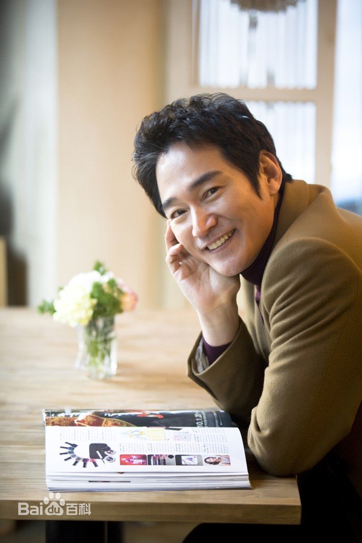 郑普硕( / Jung Bosuck)郑宝石图片图册