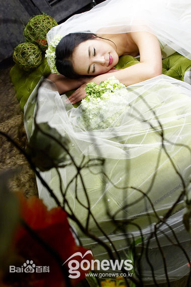 最新赵敏秀(Min-su Cho、)性感图片