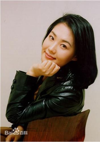 高清黄秀贞图片