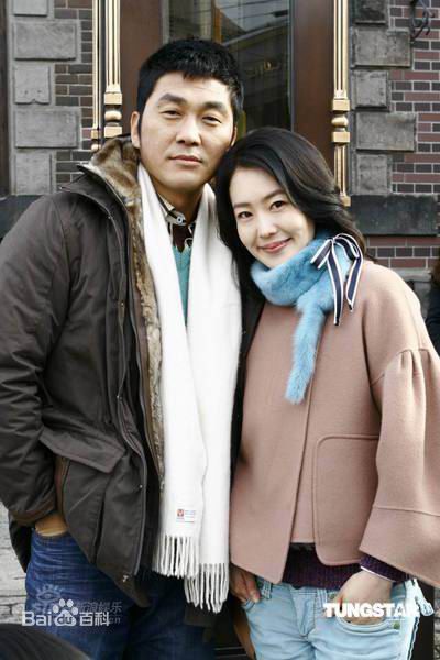 高清黄秀贞图片