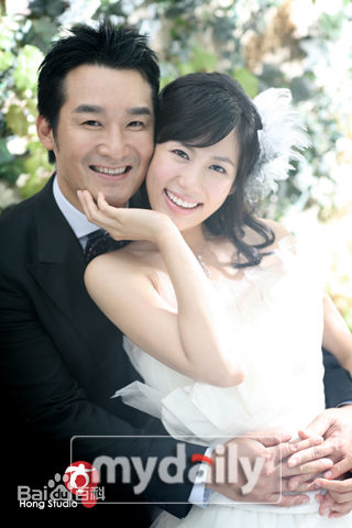 李昌勋((韩）/Lee, Chang-Hoon)结婚性感图片图集