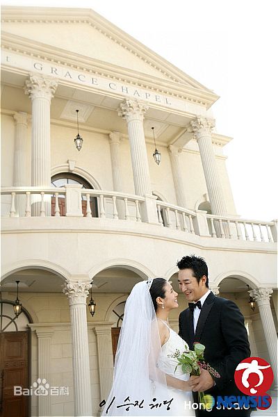 李昌勋((韩）/Lee, Chang-Hoon)结婚性感图片图集