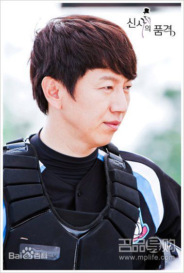 金秀路、金相中（原名）( Kim Su-Ro)生活中的金秀路壁纸壁纸