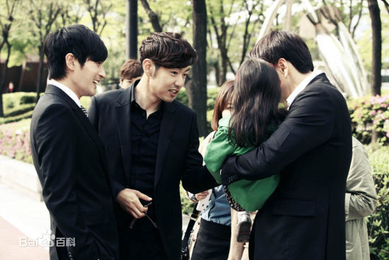 金秀路、金相中（原名）( Kim Su-Ro)生活中的金秀路壁纸壁纸