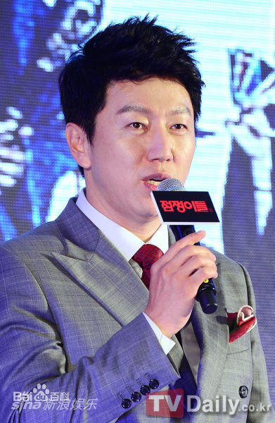 金秀路、金相中（原名）( Kim Su-Ro)生活中的金秀路壁纸壁纸