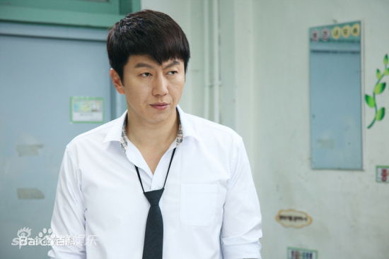 金秀路、金相中（原名）( Kim Su-Ro)生活中的金秀路壁纸壁纸