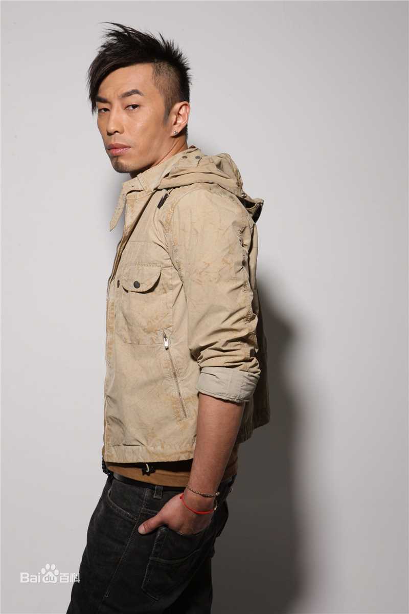 邹少官(HOWARD)最新壁纸