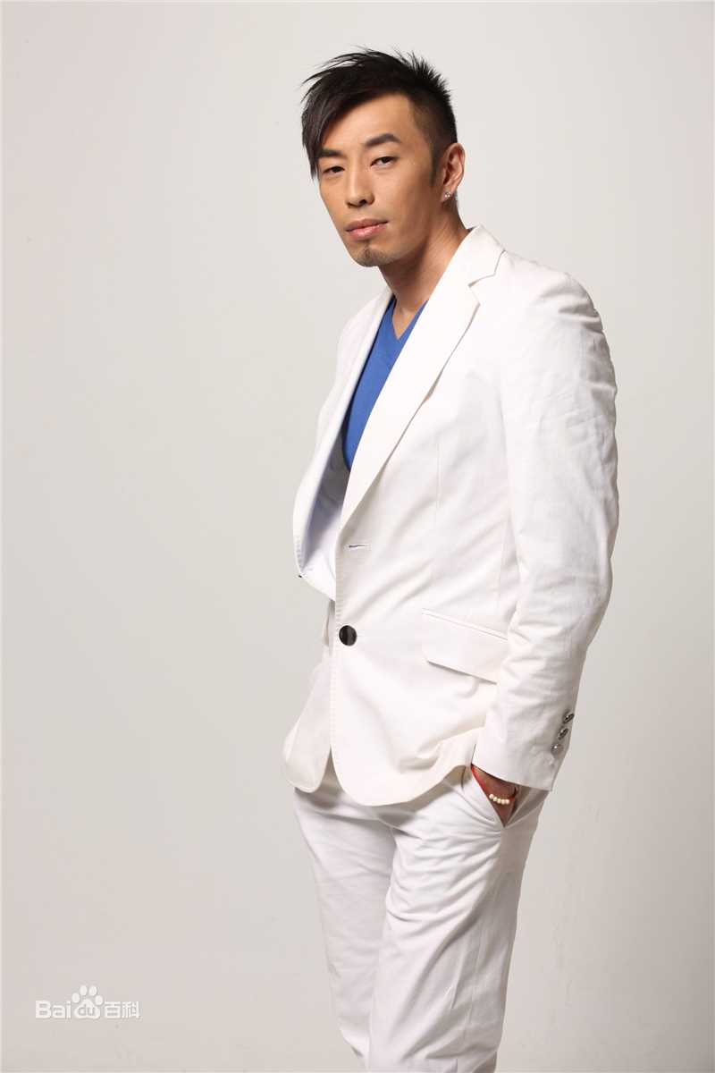 邹少官(HOWARD)最新壁纸