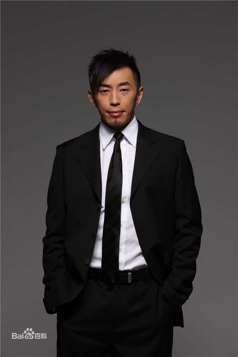 邹少官(HOWARD)最新壁纸