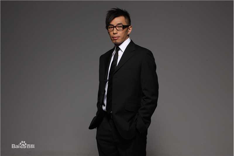 邹少官(HOWARD)最新壁纸