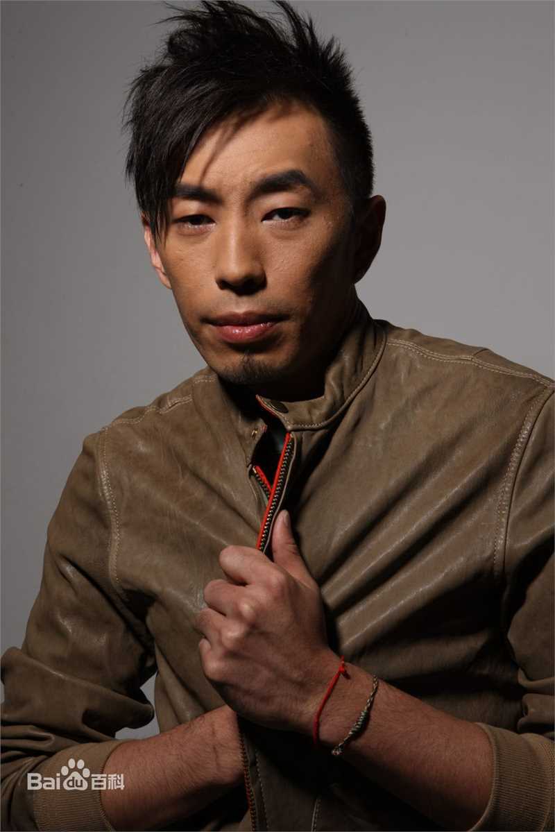 邹少官(HOWARD)最新壁纸